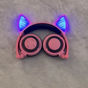 Glowing cat ear Bluetooth headphones